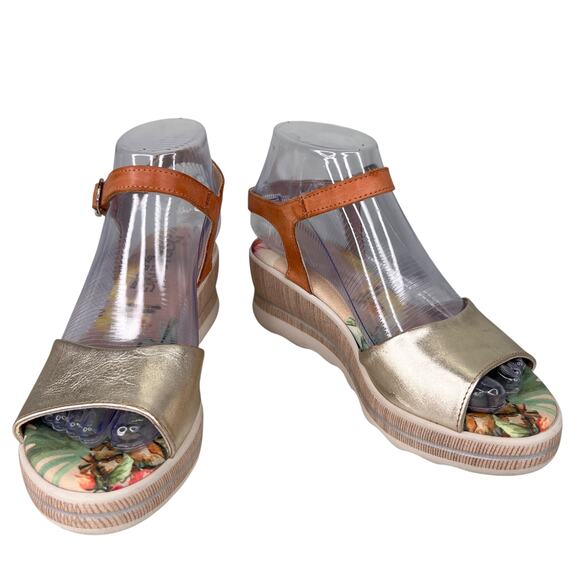 Dorking by Fluchos Spain Wedge Sandals Gold 36 - Picture 1 of 12